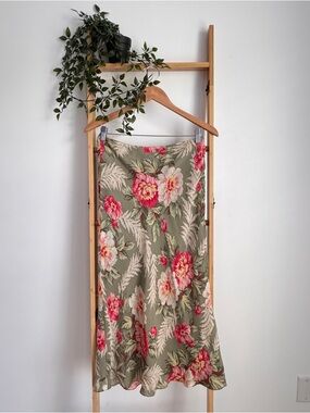 Jones New York Signature Collection 100% Silk Floral Midi Skirt ( 6P)